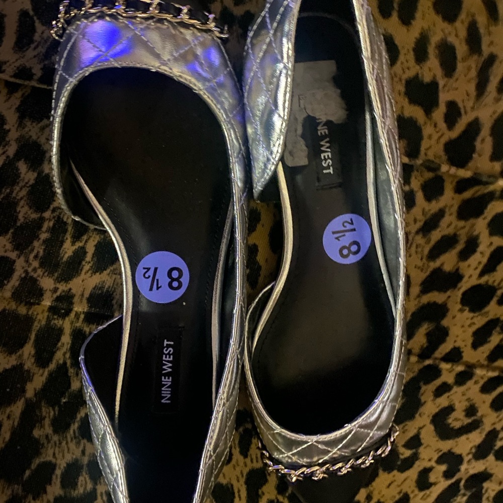 New Nine West Silver Quilted Flats with Chain Detail
